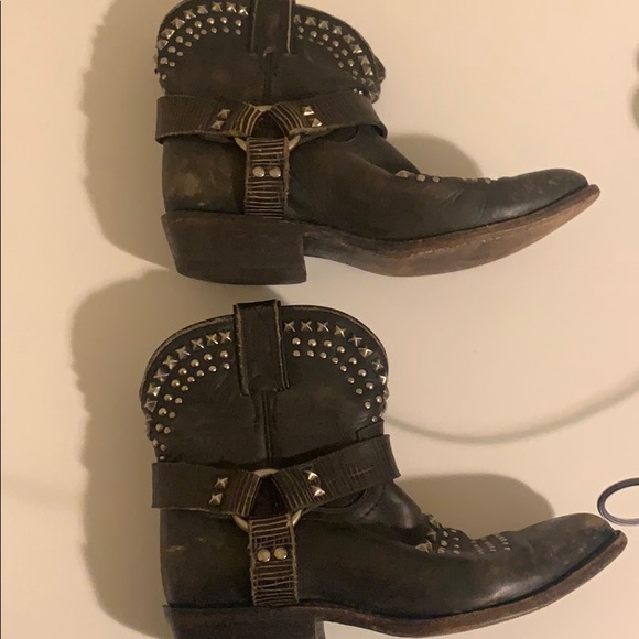 Booties - Picture 3 of 6